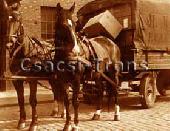 Non-stop k�lt�ztet�s, sz�ll�t�s